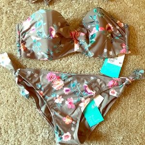 🌊🌊🌊NEW WITH TAGS BIKINI SIZE 8🌊🌊🌊